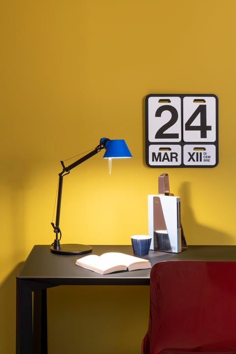 Artemide_Leuchte_Tolomeo_Micro_Bicolor_mit einstellbarer Lichtfarbe