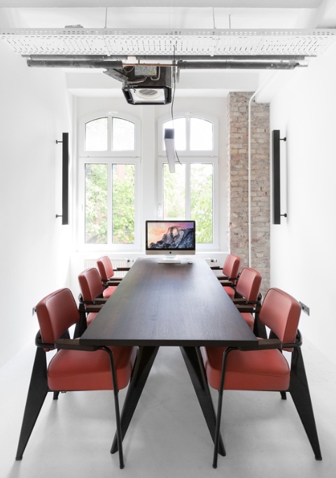 Ein Meetingtisch
