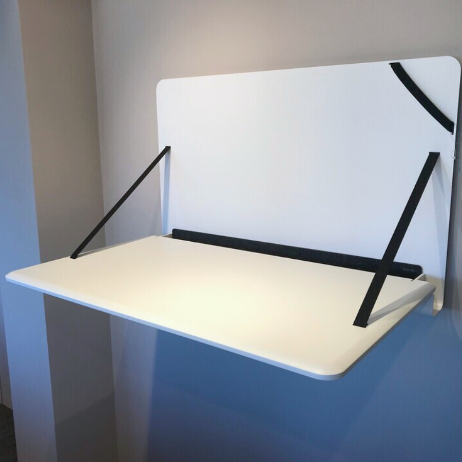 Klappbarer Wandtisch von Brunner im designfunktion Outlet in Oberschleißheim