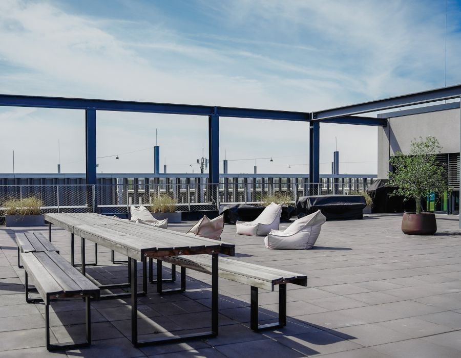 Dachterrasse in Koeln im Buero der Lise GmbH