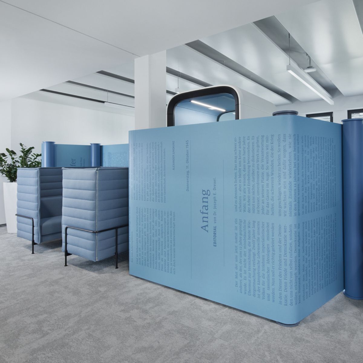 Alkoven und Trennwand im Cube vom Verlag Nürnberger Presse, geplant und eingerichtet von designfunktion